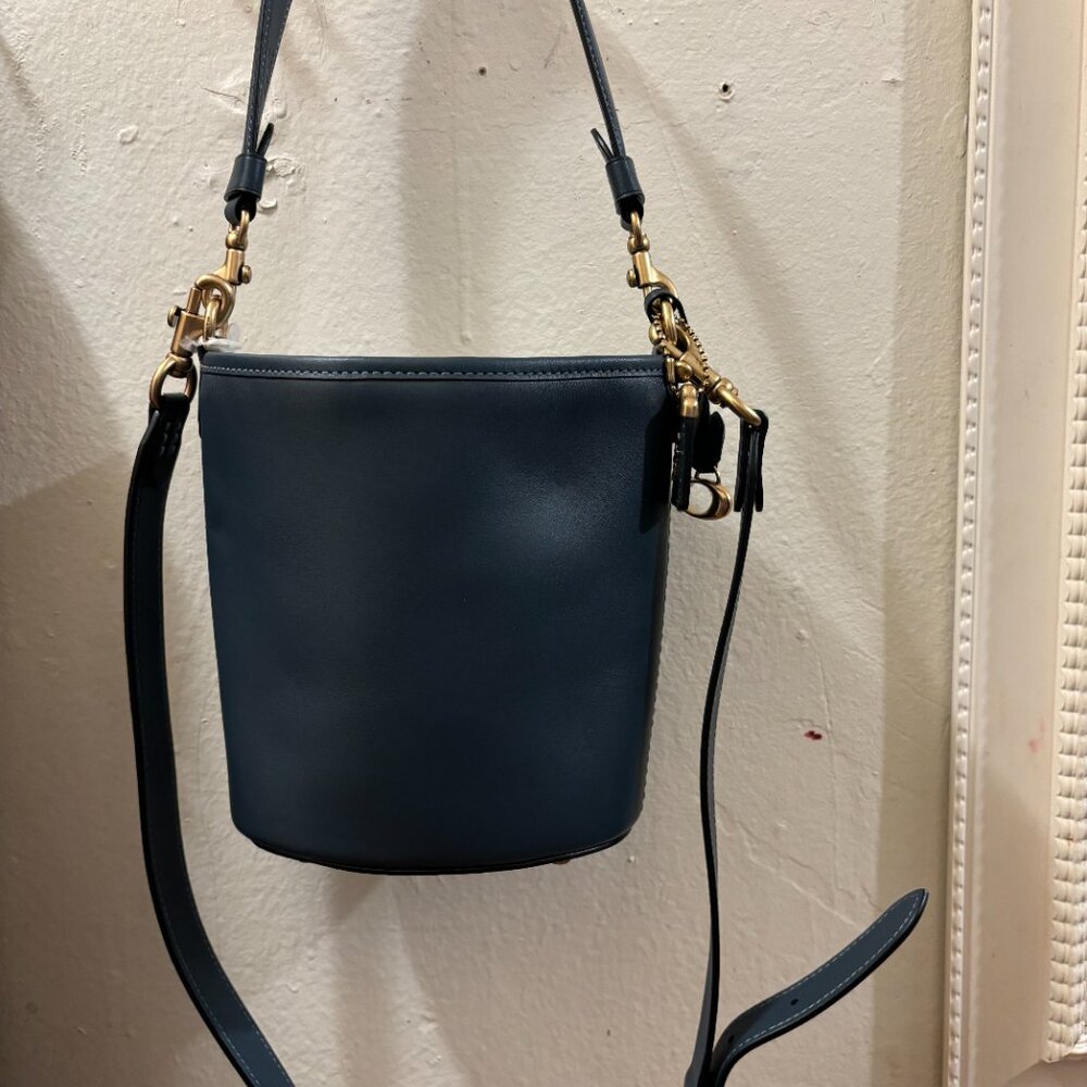 Coach Dakota Leather Bucket Bag 16 - Picture 3 of 6